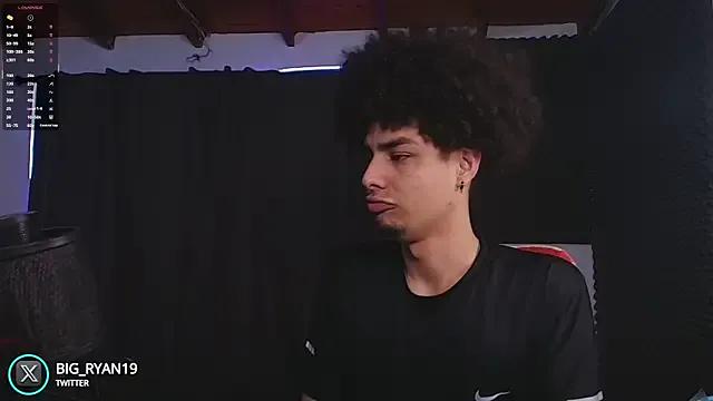bigryann23 on StripChat
