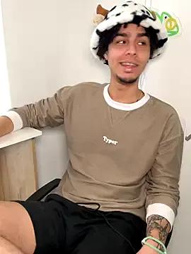 bigryann23 on StripChat