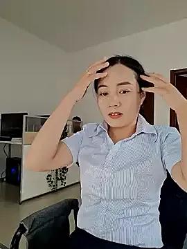 bingxin- on StripChat