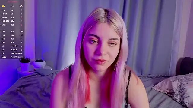 BlissBoardley on StripChat