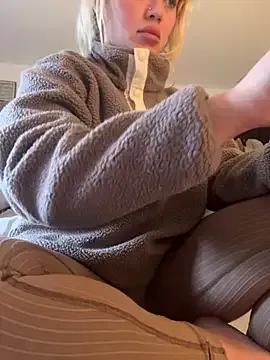 blissdimicco — Anal with bbc and oil and twerking