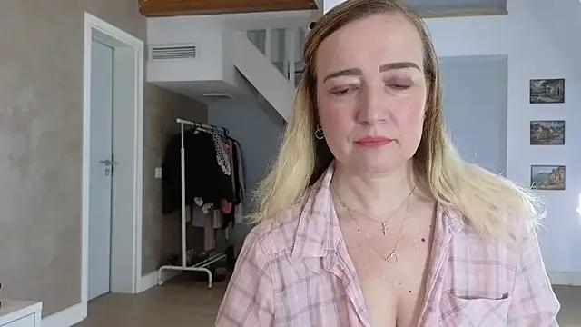 Blue_Angel_Sweet on StripChat