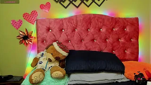 blue_violette_ on StripChat