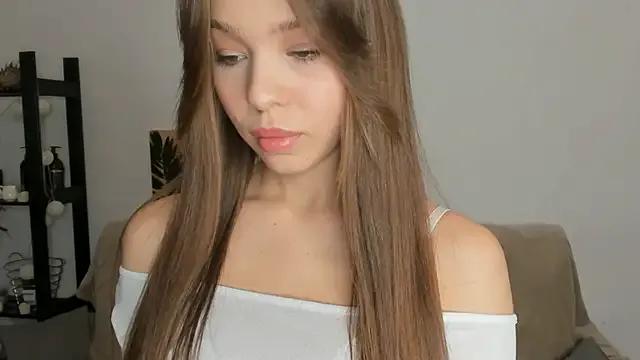 BlurryWish on StripChat