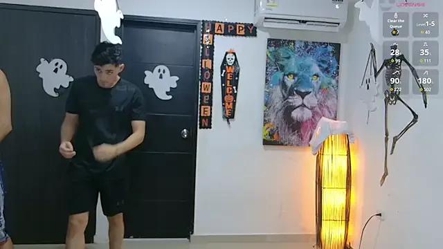 Boysgang_sex on StripChat