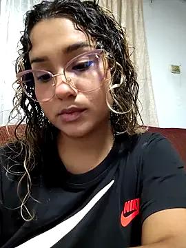 BrendaGirs on StripChat