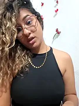 BrendaGirs on StripChat