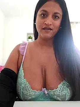 Busty_AriaX on StripChat