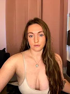 BustyBonnieUK on StripChat