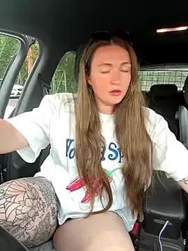 BustyBonnieUK on StripChat