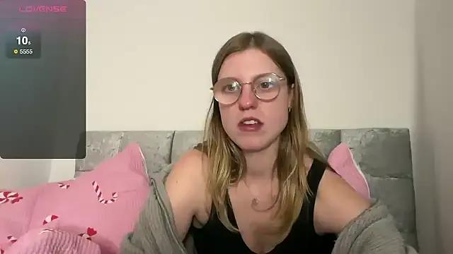 BustyKellyXXX — suck nipple