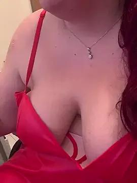 butterflyass900 on StripChat