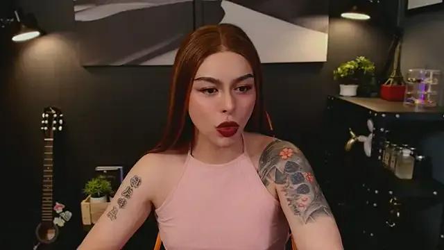 callmeLUNA on StripChat