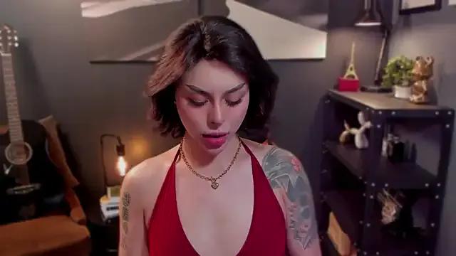 callmeLUNA on StripChat