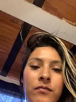 Cami_Leon2 on StripChat