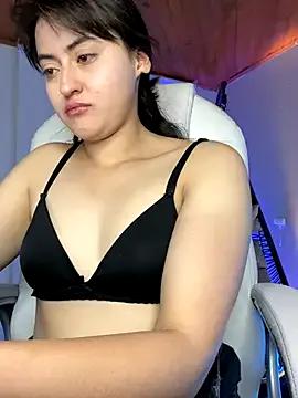 Camila_pinkk on StripChat