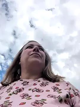 Canadian_BBW on StripChat