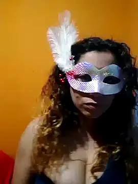 Canela_2020 on StripChat