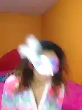 Canela_2020 on StripChat