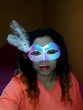 Canela_2020 on StripChat