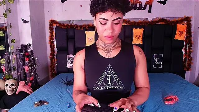 canela_oss on StripChat