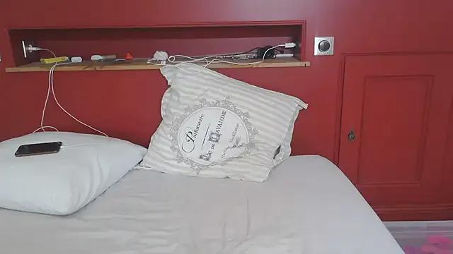 carlaaa on StripChat