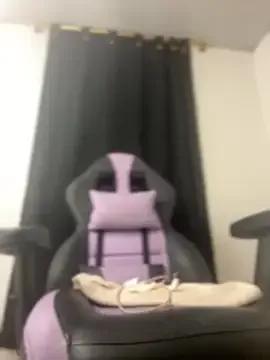 celine_bell20 on StripChat