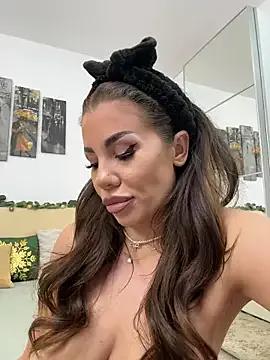 CelineReys on StripChat