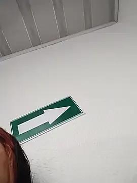 Cerecitaa02_ on StripChat