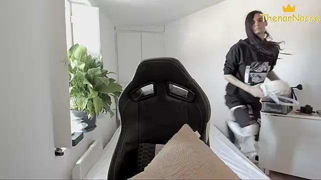 CeriseLapine on StripChat