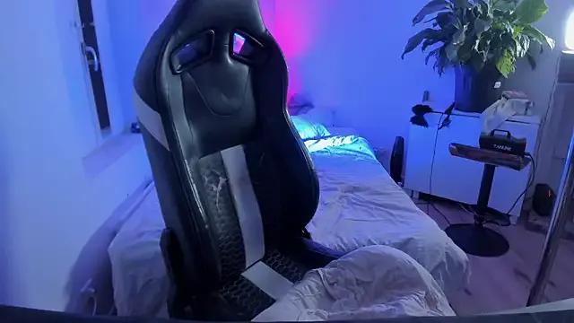 CeriseLapine on StripChat