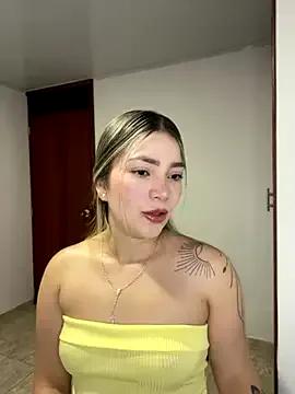 Chantel_sam on StripChat