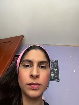 charlotte_stevenss_ on StripChat