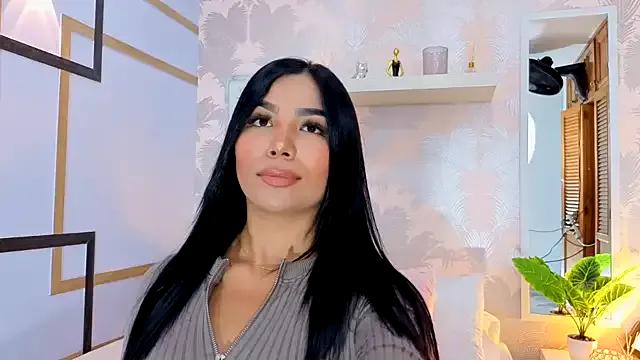 CharlotteGraay on StripChat