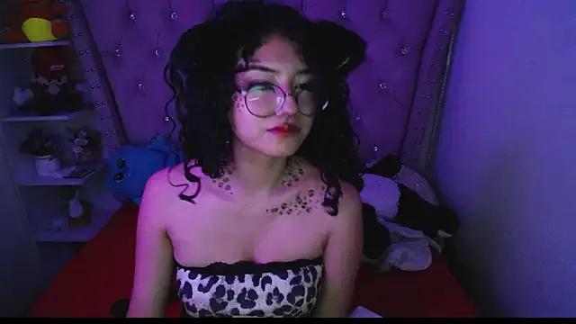 CherieCurl on StripChat