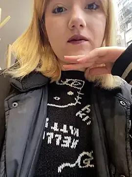 Cherry___Blossom on StripChat