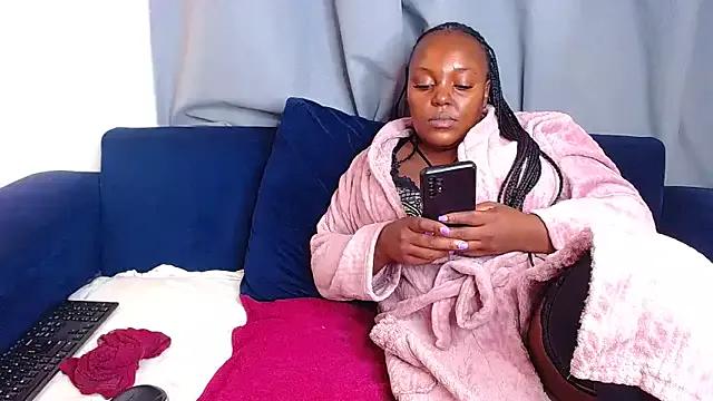 CHERRYYUMMY on StripChat