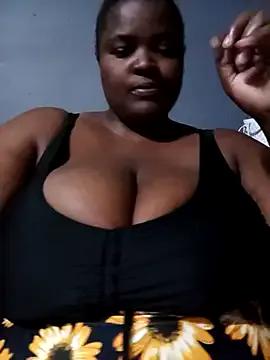 Chubbymommy201 on StripChat
