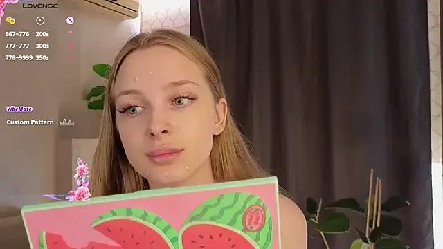 CindyGreen — lick and suck my finger