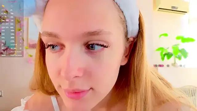 CindyGreen on StripChat