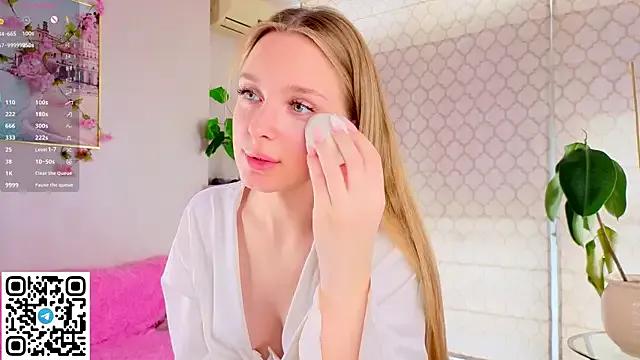 CindyGreen on StripChat