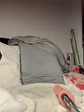 coral1727 on StripChat