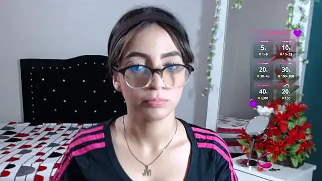 Coraline_Playful on StripChat