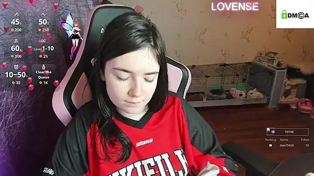 Crazy_forest_fairy on StripChat