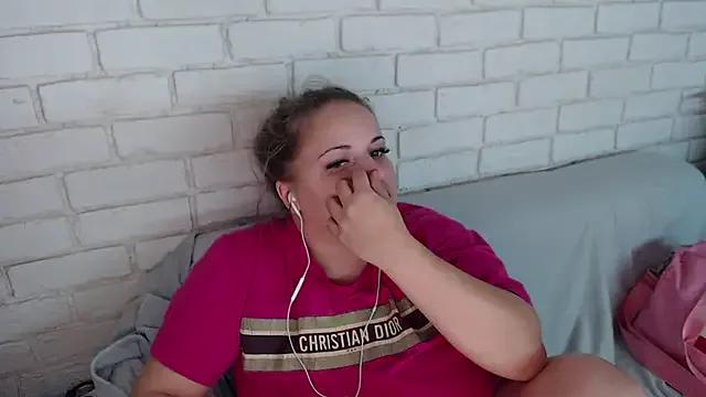 Crazyy_girl_ on StripChat