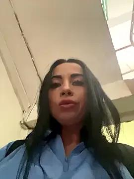 CrazzyChicks on StripChat