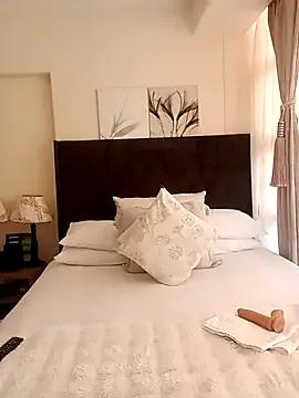 Creamy_Chocolatex on StripChat