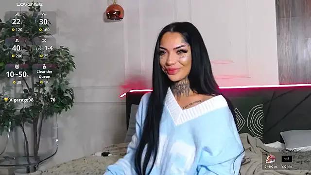 CreamyInkky_ on StripChat