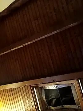 CurlyElisa on StripChat