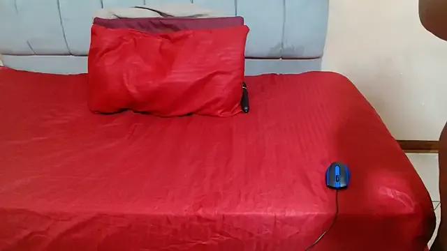 curveAss222 on StripChat